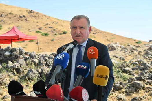 Bakan Bak: 'Terörsüz Türkiye' projesinde sporun birleştirici gücünü kullanacağız (2)