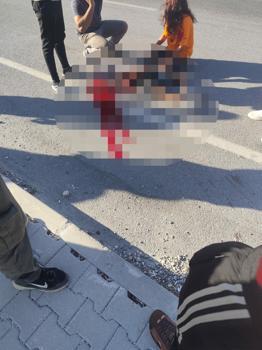 Hatay'da topun peşinden yola çıkan çocuk, kamyonetin altında can verdi
