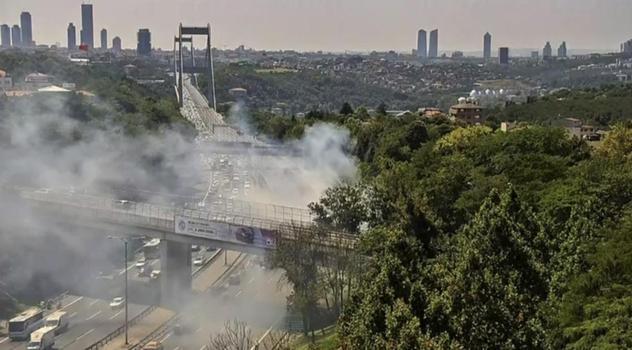 Beykoz’da seyir halindeki kamyonet alev alev yandı