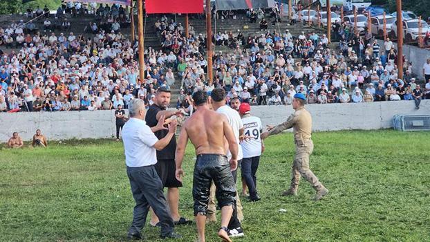 Dağköy yağlı güreşlerinde kavgalı yarı final