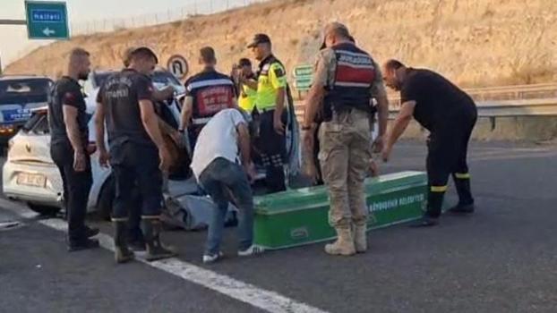 Günübirlik gezi sonrası dönüş yolunda kaza; 3 ölü, 3'ü çocuk 8 yaralı