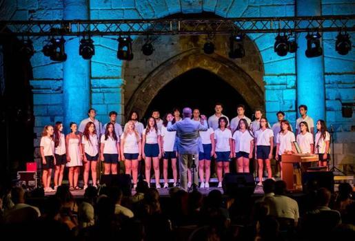 Nilüfer Belediyesi koroları KKTC’de sahne aldı