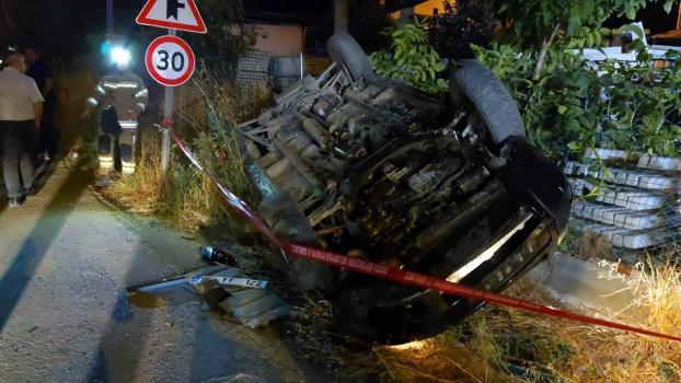 Bursa'da kontrolden çıkan otomobil takla attı: 2 yaralı