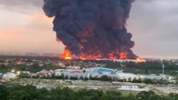 Ukrayna, Rusya'nın lojistik merkezlerini ve 5 gemisini vurdu