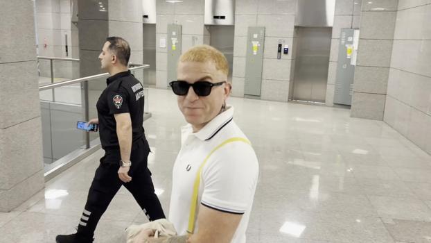 Ahbap Derneği soruşturması: Gökhan Özoğuz ifade için adliyeye geldi