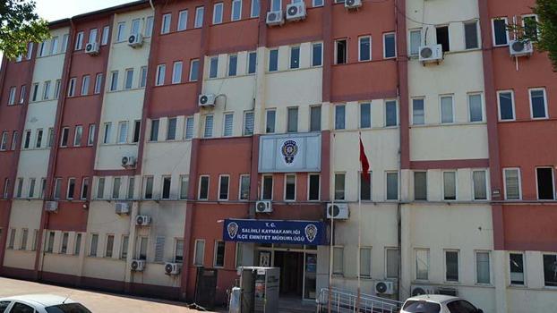 Uzaklaştırma kararı aldıran eşini 5 bıçak darbesiyle öldürdü