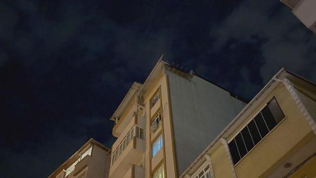 Sarıyer'de fırtına nedeniyle bazı binaların çatıları uçtu