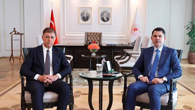 Bakan Kurum, İzmir Büyükşehir Belediye Başkanı Tugay’ı kabul etti