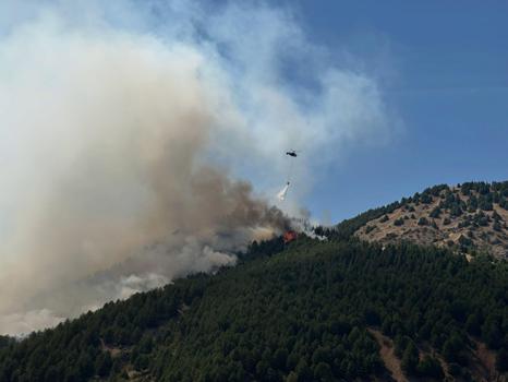 Adıyaman’daki orman yangınına havadan ve karadan müdahale sürüyor