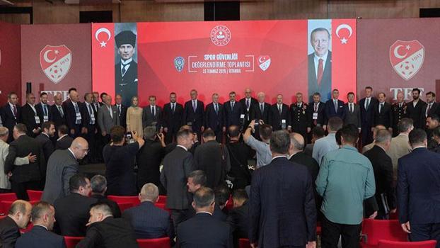 Bakan Çiftçi, Spor Güvenliği Değerlendirme Toplantısı'na katıldı