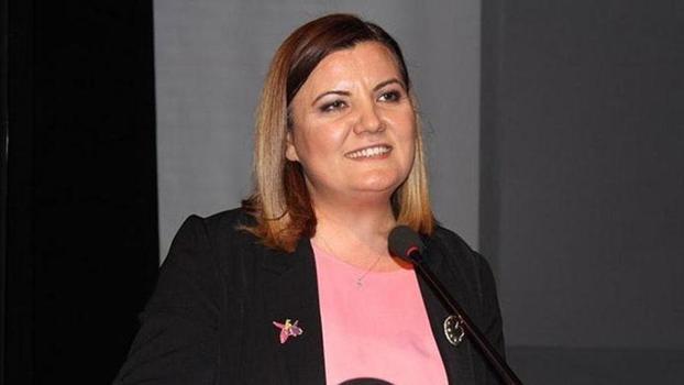 İzmit Belediye Başkanı Fatma Kaplan Hürriyet, görevden uzaklaştırıldı