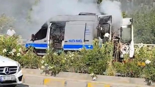 Hasta nakil aracı alev aldı, şoför diyaliz hastasını kurtardı