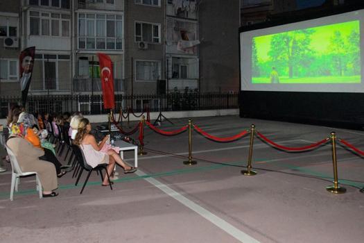 Osmangazi Belediyesi’nden yaz tatiline, sinema molası