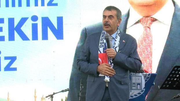 Bakan Tekin: Topluma çimento vazifesi gören sivil toplum örgütlerimiz var