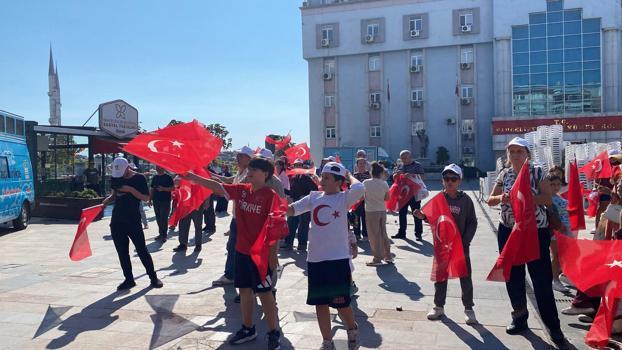 Bahçelievler'de A Milli Kadın Voleybol Takımı'nın şampiyonluğu kutlandı