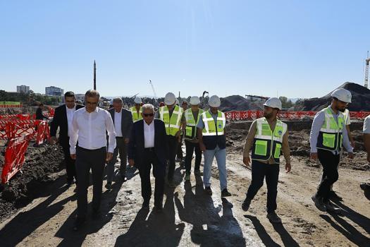 Başkan Büyükkılıç Kartal Kavşağı’ndaki çalışmaları yerinde inceledi
