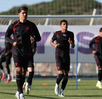 Sivasspor, günü çift idmanla tamamladı