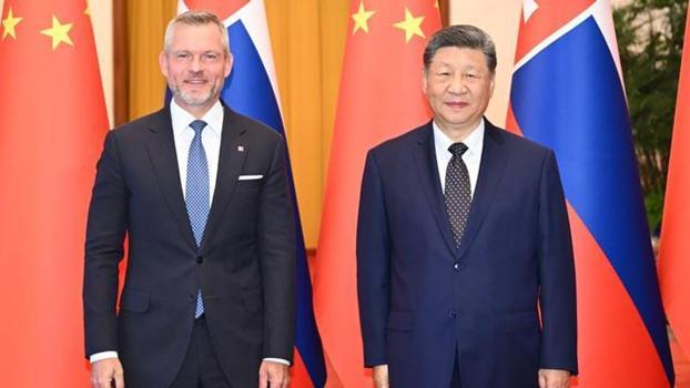 Çin Devlet Başkanı Şi, Slovakya Cumhurbaşkanı Pellegrini ile görüştü