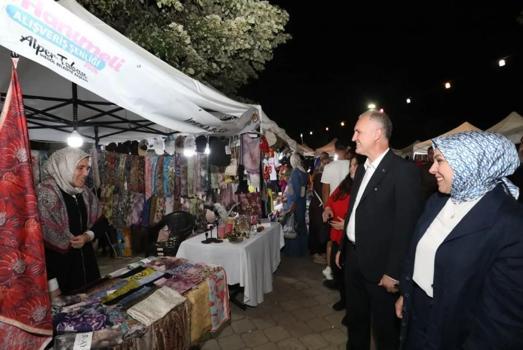 İnegöl’de Hanımeli Alışveriş Şenliği devam ediyor