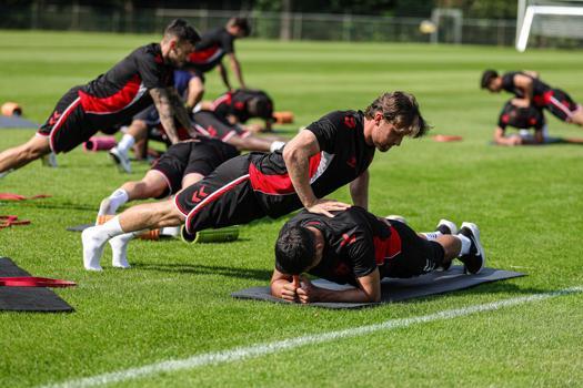 Samsunspor, Hollanda kampında çalışmalarını sürdürdü