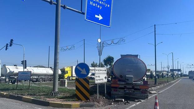 Tankerle hafif ticari araç çarpıştı: 1 yaralı