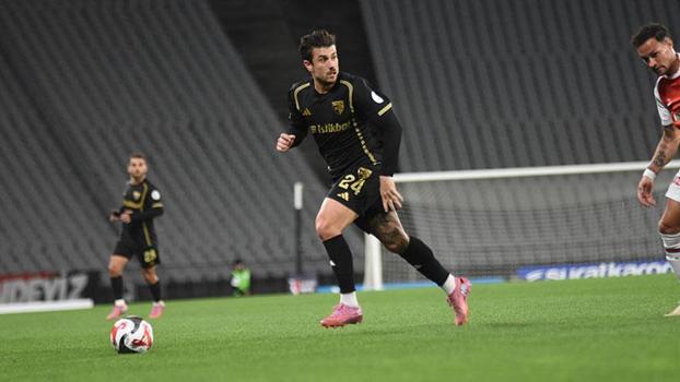 Dorukhan Toköz, Kayserispor’dan ayrıldığını açıkladı