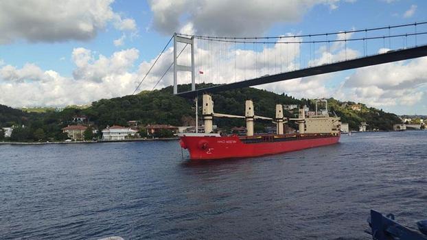 İstanbul Boğazı'nda gemi arızası: trafik çift yönlü askıya alındı