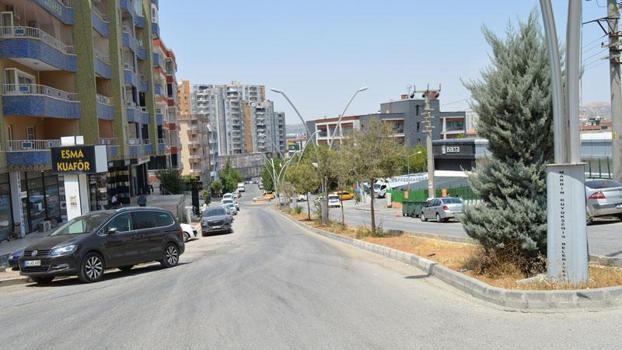 Mardin’de hava sıcaklığı 40 derecenin üzerine çıktı; cadde ve sokaklar boş kaldı