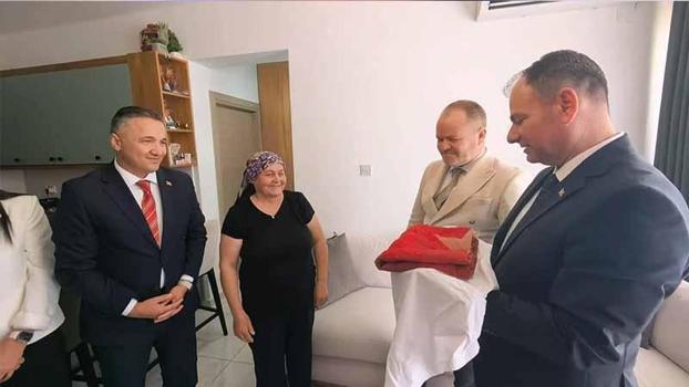 Kıbrıs Barış Harekatı'nda zarar gören Türk bayrağı restore edilecek