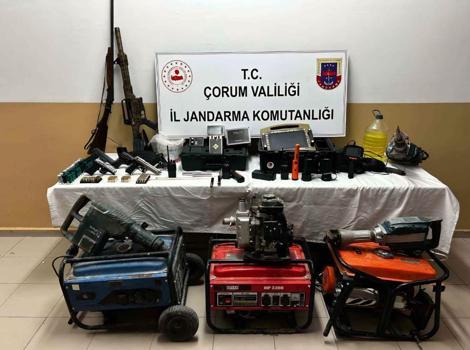 Kaçak kazı yapanlar suçüstü yakalandı; 5 tutuklama