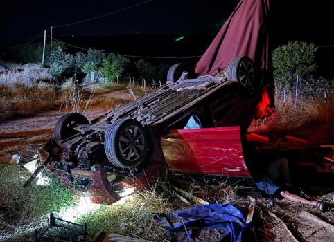 Bursa'da otomobil şarampole yuvarlandı: 3 yaralı