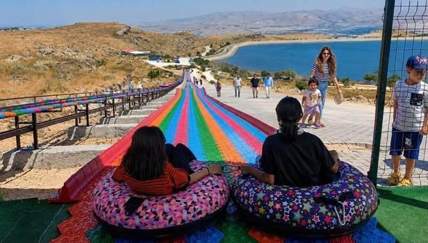 Çocukların yaz tatili Gebere’de renklendi