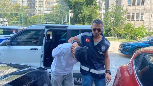 Kız arkadaşının kollarını sıcak yemek kepçesiyle yaktığı iddiasıyla gözaltına alındı