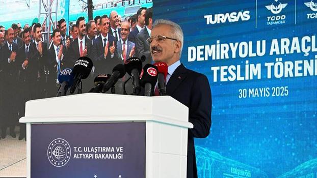 Türk lokomotifi Afrika'ya ihraç edildi