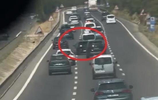 Trafikte makas atarak ilerleyen sürücüye 10 bin lira ceza