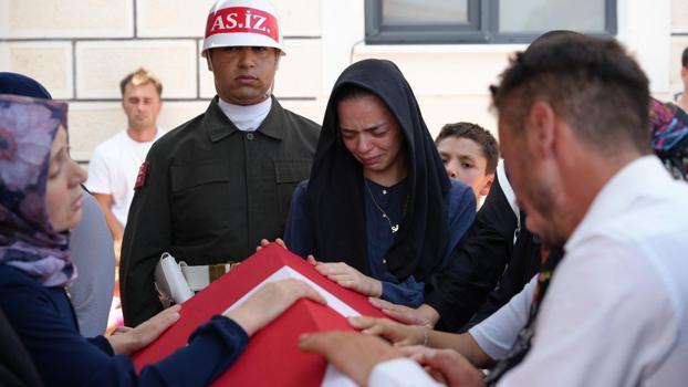 Kazada ölen astsubay, son yolculuğuna uğurlandı