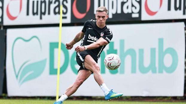 Beşiktaş’ta Trossard takımla ilk antrenmanına çıktı