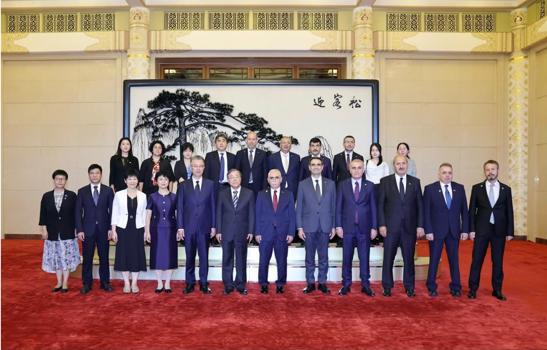 AYM Başkanı Özkaya ve beraberindeki heyetten Çin'e çalışma ziyareti