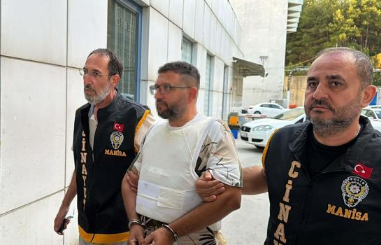 Motosikletli saldırgan, baba-oğlu öldürdü (2)