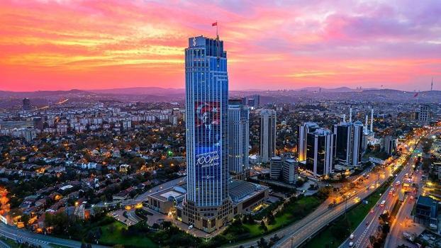İş Bankası'nın ilk yarı karı 30 milyar TL, aktif büyüklüğü 5,1 trilyon TL'ye ulaştı