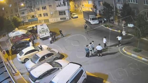 Fatih'te 19 yaşındaki Ali'nin bıçakla öldürüldüğü kavganın görüntüleri ortaya çıktı: 8 gözaltı