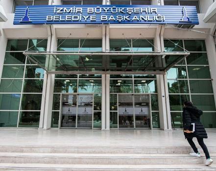 İzmir'de Büyükşehir Belediyesi soruşturmasında Veli Ağbaba'nın ağabeyi gözaltına alındı