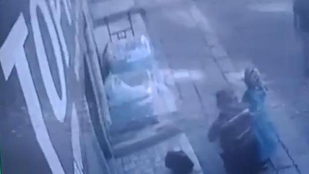 Miras tartışmasında ağabeyini tabanca ile yaraladığı anlar kamerada