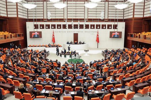 TBMM Genel Kurulu'nda, suça sürüklenen çocuklara ilişkin düzenlemeleri de içeren teklifin görüşmeleri tamamlandı