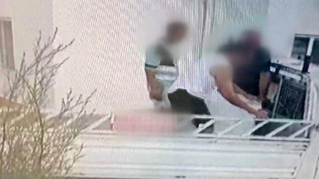 Uzaklaştırma kararını ihlal edip eşyaları götüren eşe tazminat cezası