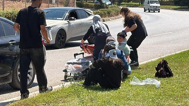 Kaza ihbarına giden polis aracına otomobil çarptı: 1’i polis, 1’i bekçi 6 yaralı