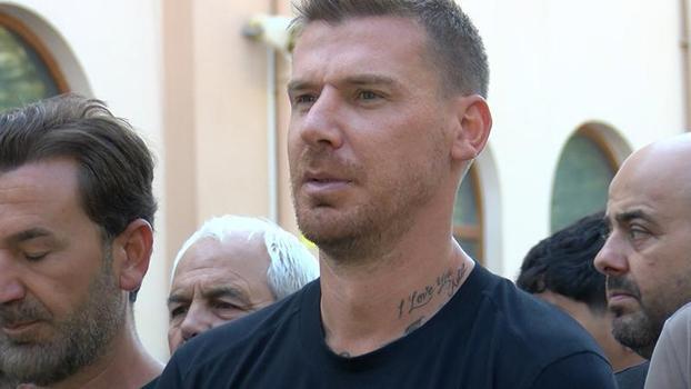 Eski milli futbolcu Serdar Aziz'in babası toprağa verildi