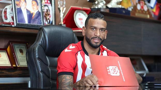 Sivasspor 4 futbolcu ile sözleşme imzaladı