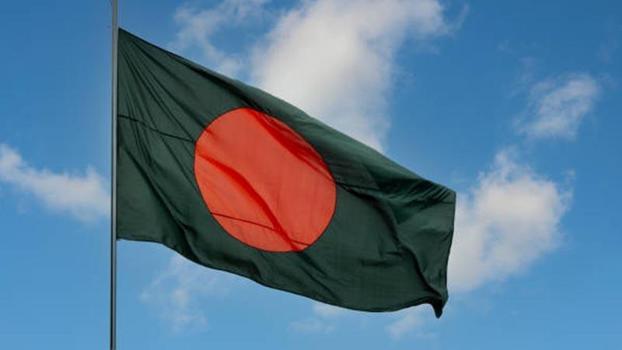 Bangladeş'te iki yolcu otobüsü çarpıştı: 8 ölü, 25 yaralı