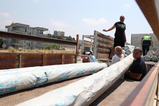 Alanya ve Gazipaşalı yangınzede üreticilere sera naylonu desteği